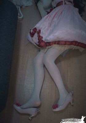 可疑的美容院在线播放