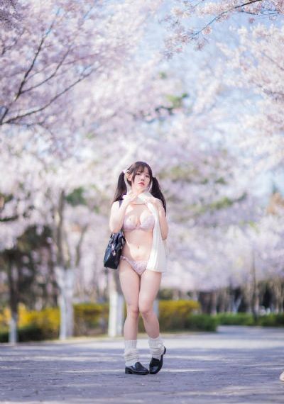 致命女人第一季美剧
