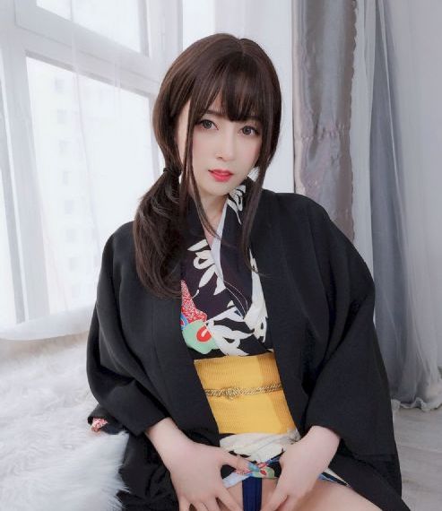 美女食神