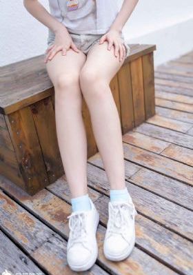 年轻的母亲播放